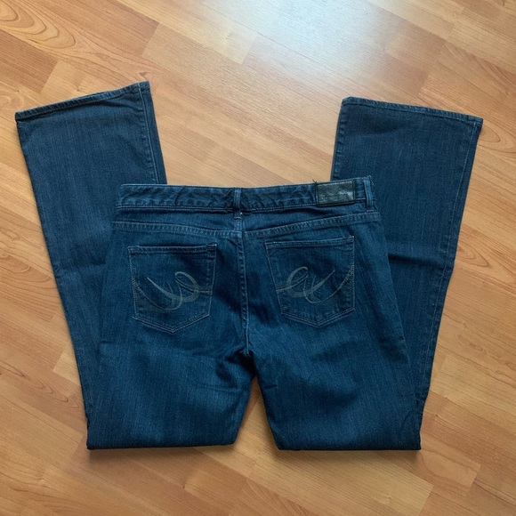 Express Stella Bootleg Jeans - Picture 3 of 3